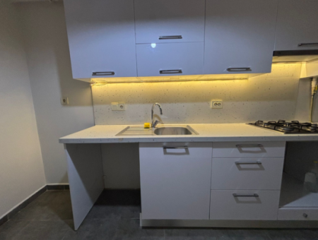 Near Alsancak Fair 2 1 1St Floor Combi Flat For Rent Without Cost!