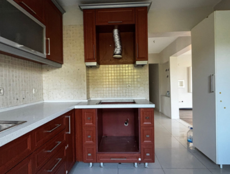 3 1 Corner 5Th Floor Flat For Sale At No Cost On Alsancak Libas Street!