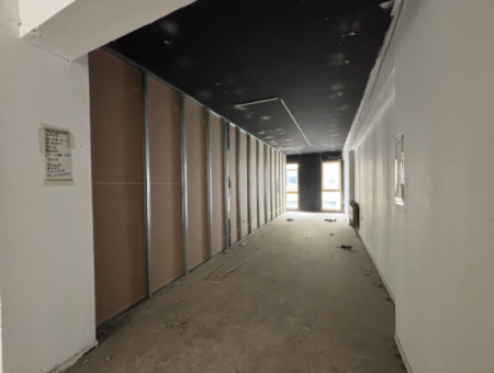 4 Offices 1 Shop 8 Warehouses 1000M2 Workplace For Sale In Basmane!