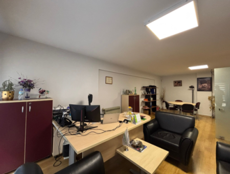 4 Offices 1 Shop 8 Warehouses 1000M2 Workplace For Sale In Basmane!