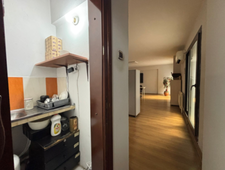 4 Offices 1 Shop 8 Warehouses 1000M2 Workplace For Sale In Basmane!