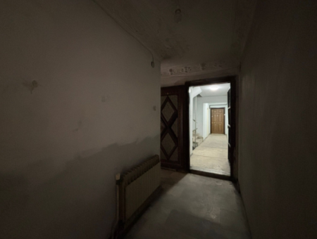 Konak Basmane 4Th Floor 180M2 Workplace / Office For Sale With Elevator !