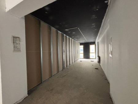 3Rd Floor Empty 140M2 Workplace / Office For Sale With Elevator In Konak Basmane!