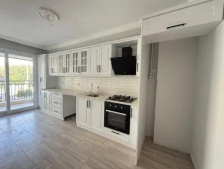 Near Seferihisar Gözsüzler Caddesi - Closed Kitchen - 3 1 Flat For Sale