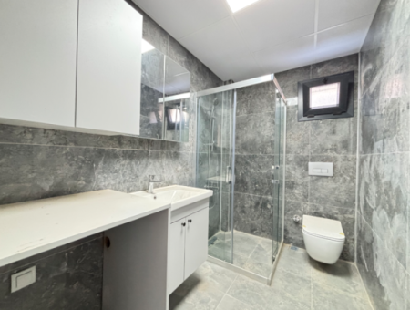 2 1 Flats For Sale With Large Balconies In Seferihisar Çolakibrahim Bey Neighborhood