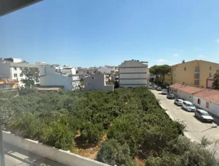 Spacious 3 1 Flat With Corner Location In Seferihisar Çolakibrahimbey