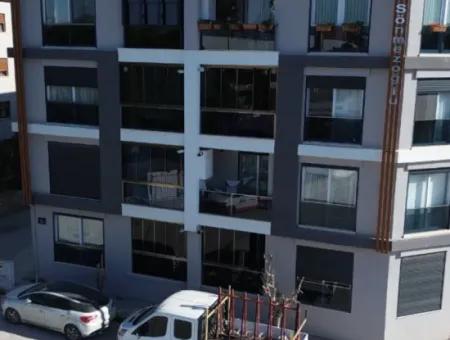 Spacious 3 1 Flat With Corner Location In Seferihisar Çolakibrahimbey