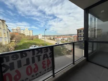 New 1 1 Flat For Sale With Open Front, Large Balcony, Cloakroom In Seferihisar Camikebir
