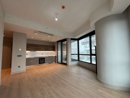 Alsancak Evora Project 2 1 15Th Floor Sea View Flat For Rent!