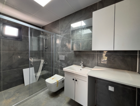 1 1 Flat For Sale With Balcony In Seferihisar Çolakibrahim Bey Neighborhood