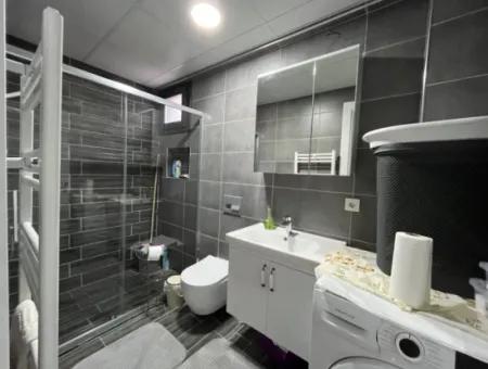 Spacious 1 1 Apartment In Seferihisar Camikebir District, Close To İzmir Street