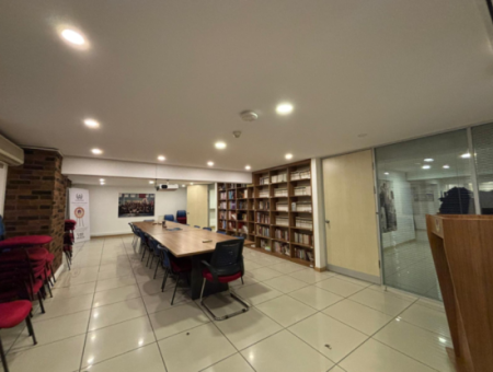 Alsancak Cyprus Martyrs Full Floor 225M2 4Th Floor Workplace For Rent