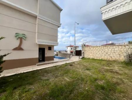 Brand New 3 1 Villas In A Sea View, Pool Site In Seferihisar Akarca