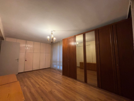 Centrally Located, Spacious And Useful 4 1 Apartment For Rent On Mustafa Enver Bey Street In Alsancak.