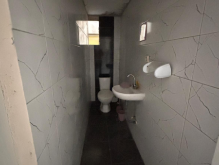 Alsancak Kıbrıs Şehitleri Street Above Warehouse 3Rd Floor Office/Office For Rent