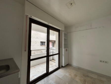 3 1 Free Workplace For Rent With Parking In Alsancak Kültür Neighborhood!