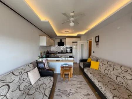 Seferihisar Camikebir Neighborhood – In The Center, 1 1 Flat With Balcony For Sale