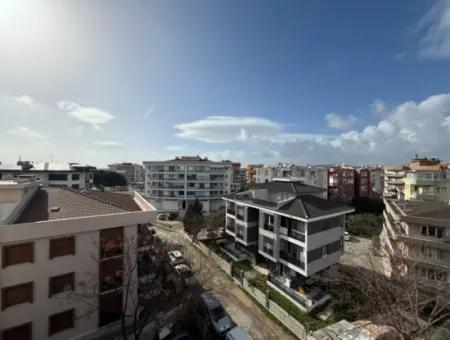 Seferihisar Camikebir Neighborhood – In The Center, 1 1 Flat With Balcony For Sale