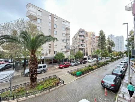 Mezzanine Floor 3 1 Flat For Sale On Mimar Sinan Street Close To Kültür Park