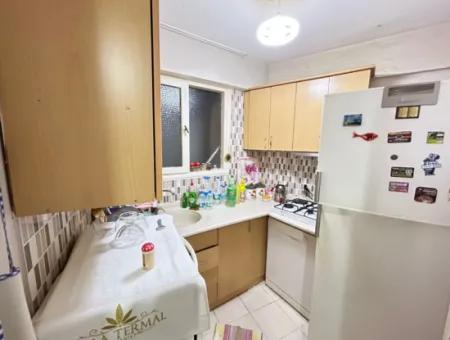 Mezzanine Floor 3 1 Flat For Sale On Mimar Sinan Street Close To Kültür Park