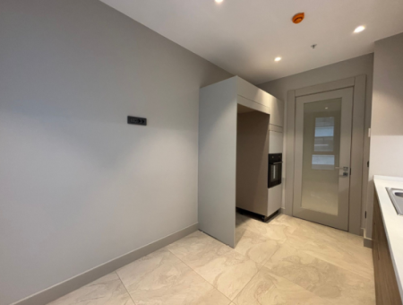 19Th Floor 3 1 120 M2 Sea View Flat For Rent In Alsancak Evora Project