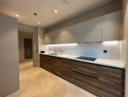 19Th Floor 3 1 120 M2 Sea View Flat For Rent In Alsancak Evora Project