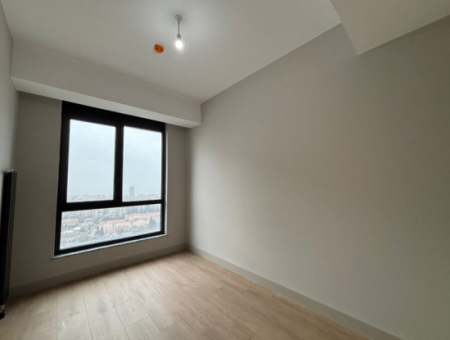 19Th Floor 3 1 120 M2 Sea View Flat For Rent In Alsancak Evora Project