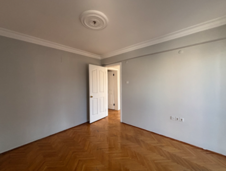 Corner Opposite Alsancak State Hospital 2 1 Workplace For Rent / Office