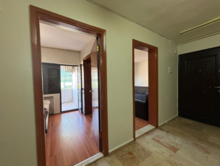 5Th Floor Flat For Rent With 1 1 Balcony Opposite Alsancak Private Health Hospital