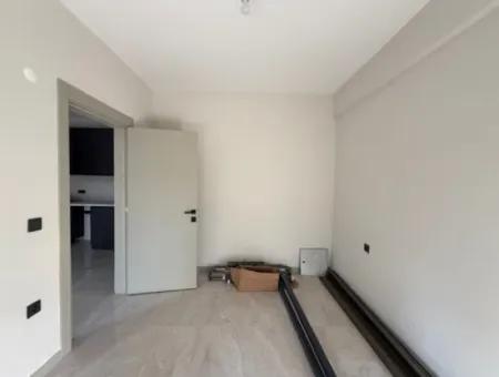 Brand New 1 1 Flat For Sale With Modern Design In Seferihisar Çolakibrahim