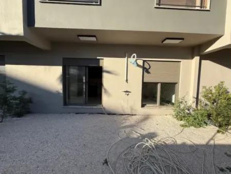 Brand New 1 1 Flat For Sale With Modern Design In Seferihisar Çolakibrahim