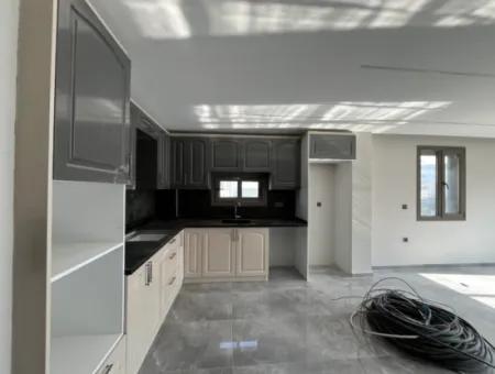 Ultra Luxury Detached Villa In A Beach Site In Akarca