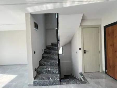 Ultra Luxury Detached Villa In A Beach Site In Akarca