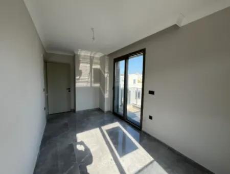 Ultra Luxury Detached Villa In A Beach Site In Akarca