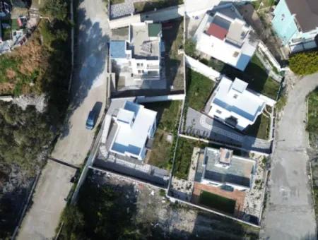 Ultra Luxury Detached Villa In A Beach Site In Akarca