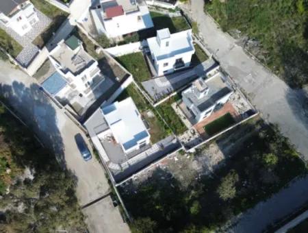 Ultra Luxury Detached Villa In A Beach Site In Akarca