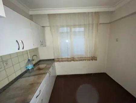 Opportunity For A Spacious And Bright Apartment In The Heart Of The City