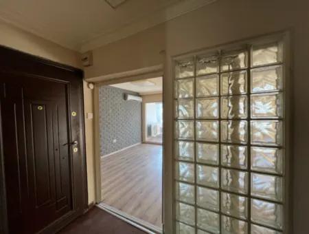 Opportunity For A Spacious And Bright Apartment In The Heart Of The City