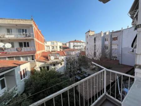 Opportunity For A Spacious And Bright Apartment In The Heart Of The City