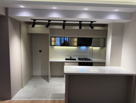 Full Renovation With En-Suite Bathroom Garden Near American College