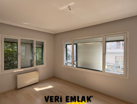 2Nd Floor Combi 3 1 Flat For Rent With Parking Near Alsancak Libas!