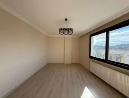 2 1 Apartment For Rent In Seferihisar Center – An Opportunity Not To Be Missed!