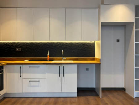 Near Bornova Yaşar University 80M2 2 1 Luxury Rental Apartment With Winter Garden!