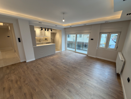 Fully Renovated Mezzanine Corner In Göztepe Susuz Dede