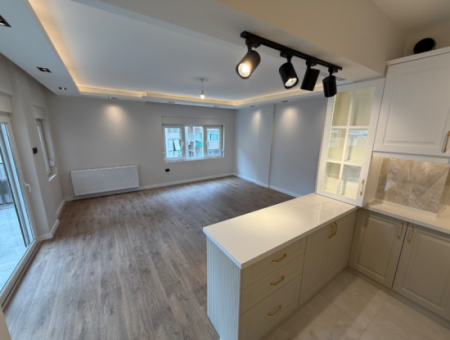 Fully Renovated Mezzanine Corner In Göztepe Susuz Dede