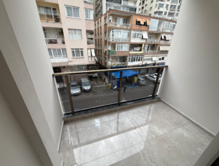 Fully Renovated Mezzanine Corner In Göztepe Susuz Dede