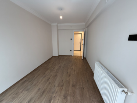 Fully Renovated Mezzanine Corner In Göztepe Susuz Dede