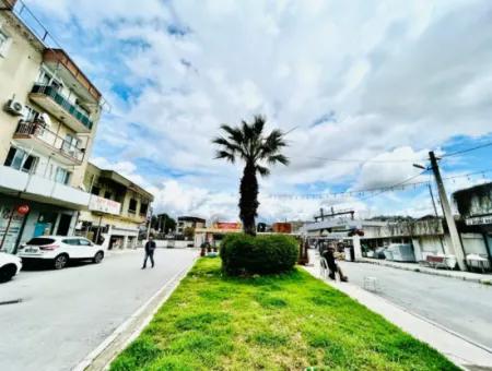 Well-Kept Flat For Rent Near Kemer İzban In Yeni Doğan Neighborhood