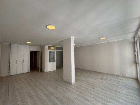 1 1 4Th Floor Free Flat For Sale On Alsancak Talatpaşa Boulevard!