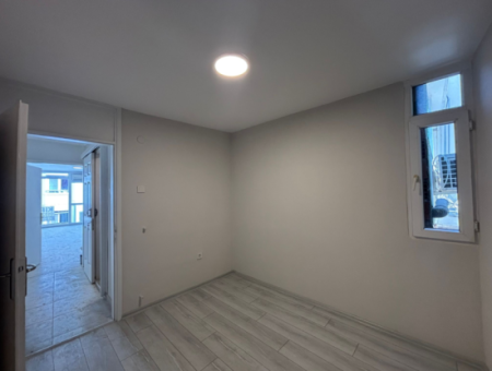 1 1 4Th Floor Flat For Rent On Alsancak Talatpaşa Boulevard!